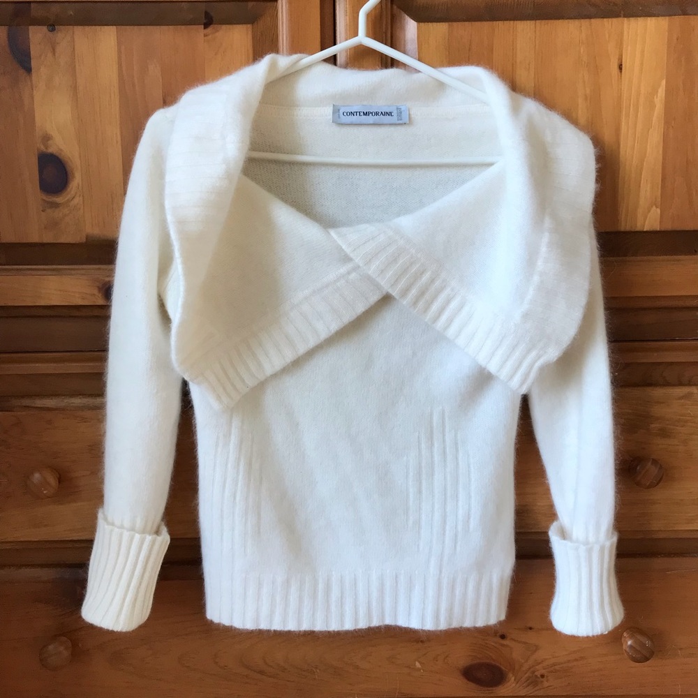 Simons Small Contemporaine angora cream sweater